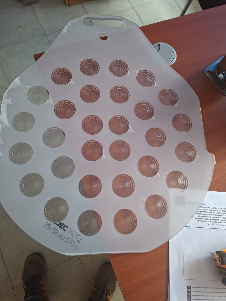 Molding  plates