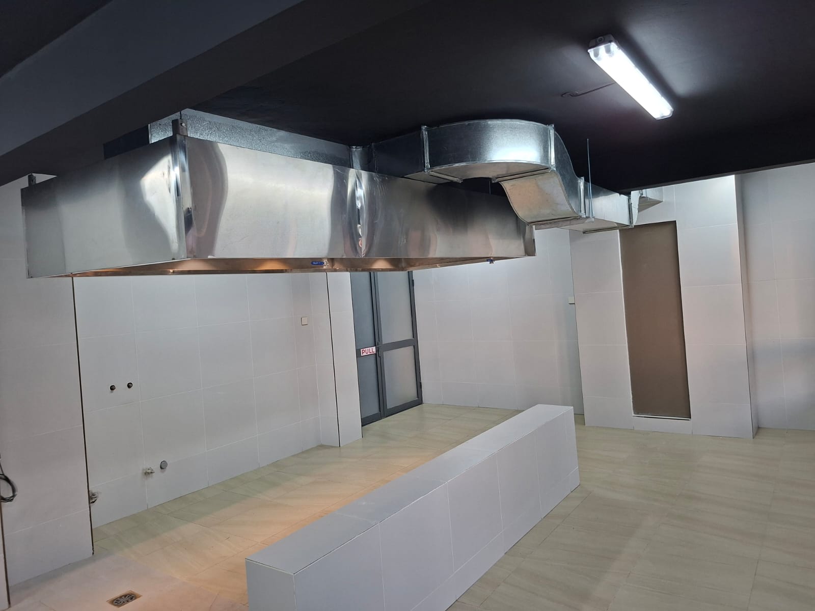 Extraction  hood